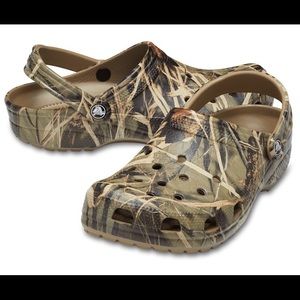 Like New Camo Crocs